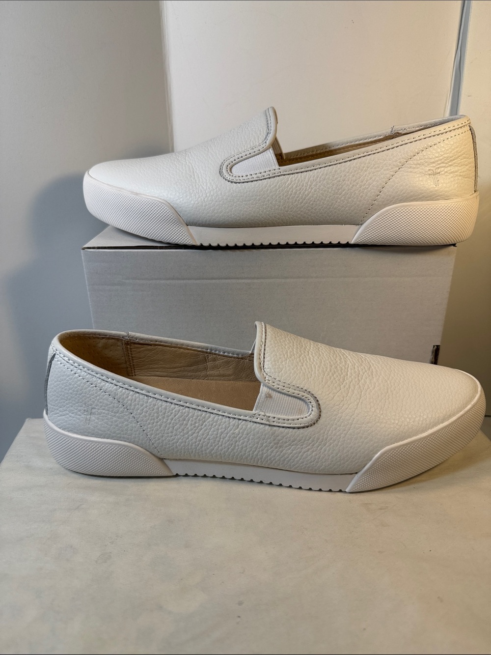 FryeWomen’s Slip-On Casual Sneakers - White